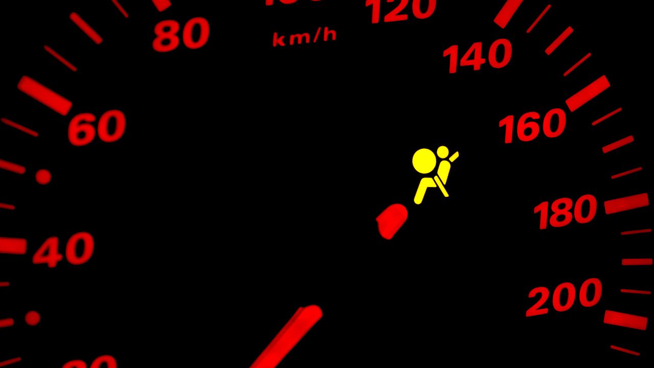 Comment effacer le voyant airbag sans valise guide pratique