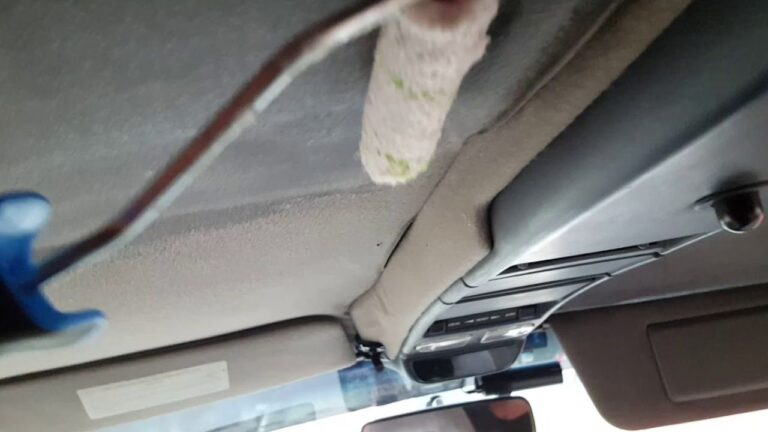 Comment Recoller Un Ciel De Toit Sans Démonter